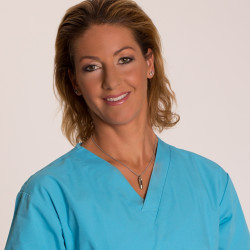 Dr. Lévay Bernadett - Plasztikai sebész