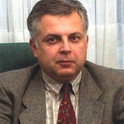 Dr. Tamás Róbert - 