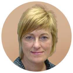 Dr. Polhammer &Aacute;gnes - 