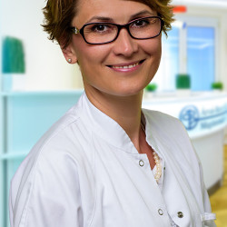 Dr. Gulyás Szilvia - Neurológus