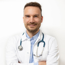 Dr. Mikes Bálint - Gyermek nephrológus