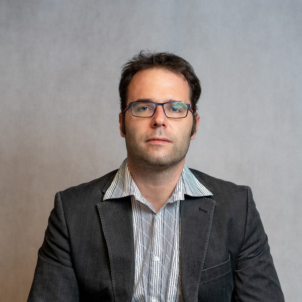 Dr. Harmos Flórián - Sebész, Proktológus
