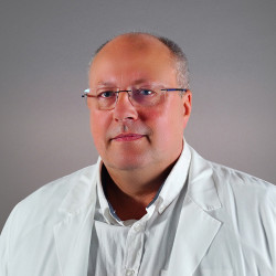 Dr. Szalai György - Fül-orr-gégész