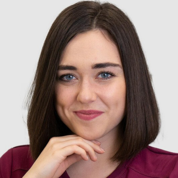 Dr. Csubák Ramóna - 