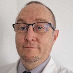 Dr. Vas Roland - Ortopédus, Traumatológus
