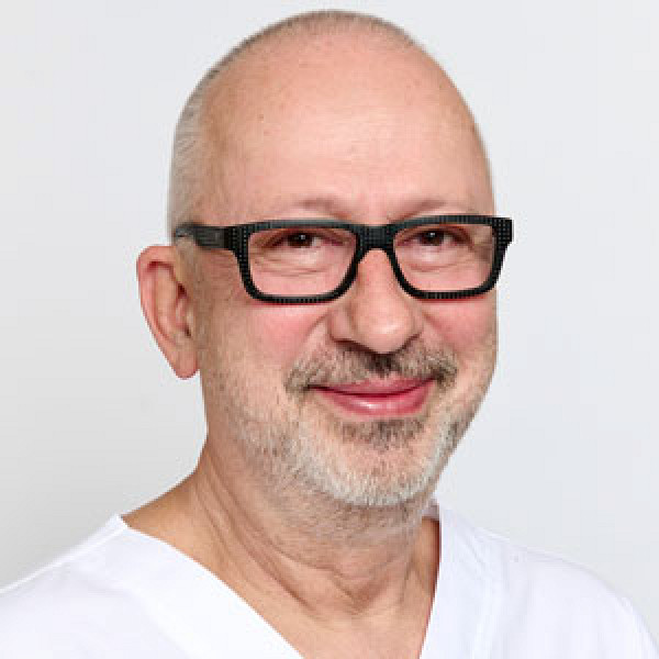 Dr. Fischer Gábor - Urológus