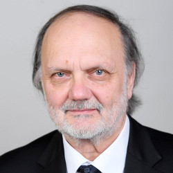 Prof. Dr. Karádi István - Belgyógyász
