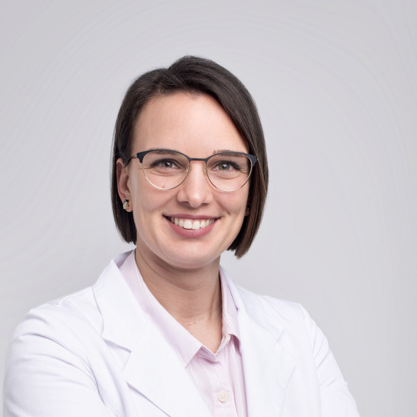 Dr. Daróczi Petronella - Nőgyógyász