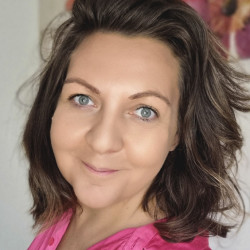 Holló Melinda - Pszichológus