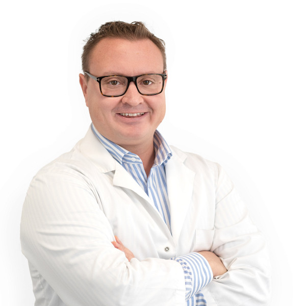 Dr. Makai Zsolt - Nőgy&oacute;gy&aacute;sz