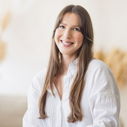 Fáklya-Hulik Bernadett - Pszichológus