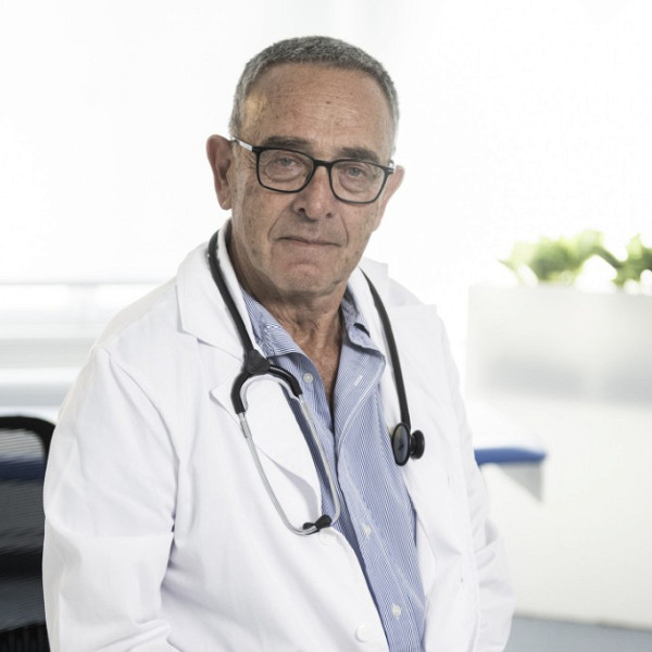 Prof. Dr. Strausz János - Tüdőgyógyász