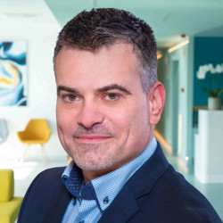 Dr. Vértesaljai Márton - Diagnoszta