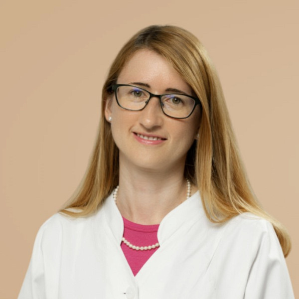 Dr. Rizner Judit - Szemész, Gyermek szemész