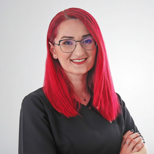 Dr. Sebestyén Kincső - Fogorvos, Gyermekfogász