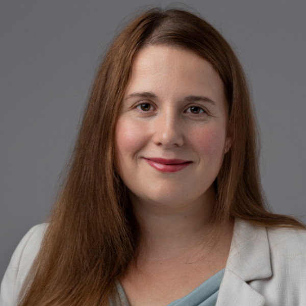 Dr. Blényesi Eszter - Neurológus