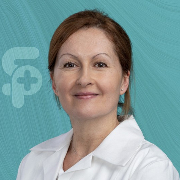 Dr. Surman Adrienn - Kardiológus