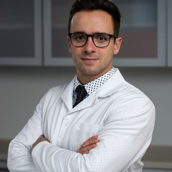 Dr. Szarka Boldizsár - Gasztroenterológus