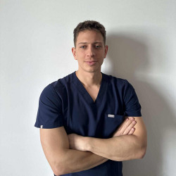 Dr. Cz&eacute;bely-L&eacute;n&aacute;rt Andr&aacute;s - Nőgy&oacute;gy&aacute;sz