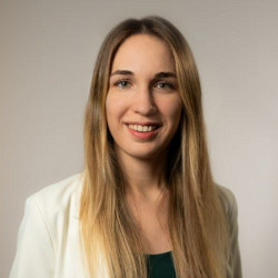 Andr&oacute;czi J&uacute;lia - Pszichol&oacute;gus