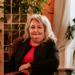 T&aacute;bit Sarolta - Pszichol&oacute;gus