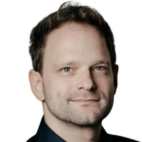 Dr. Pap-Tuka &Ouml;rk&eacute;ny - Seb&eacute;sz