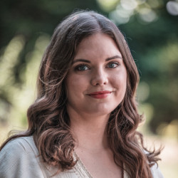 Szigedi Eszter - Pszichol&oacute;gus