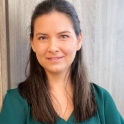 Juh&aacute;sz Anita - Pszichol&oacute;gus