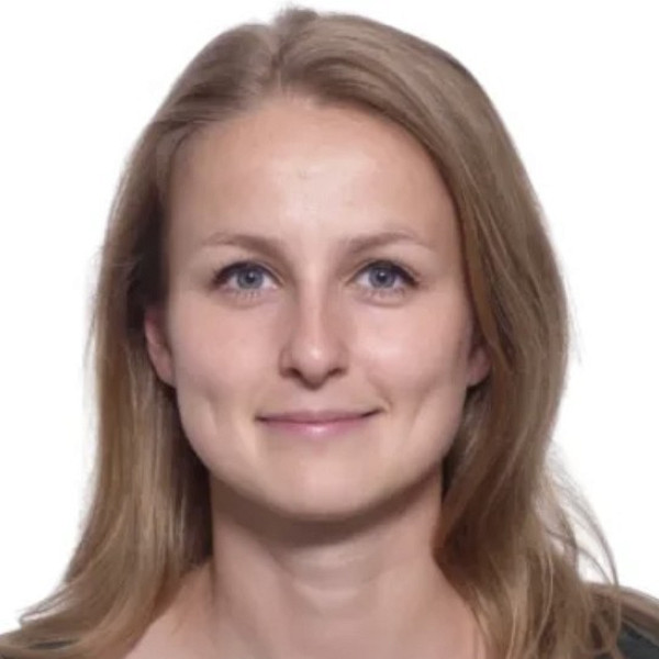 Dr. Ka&aacute;n R&eacute;ka - Fogorvos