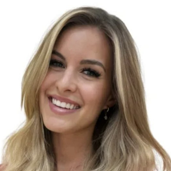 Futaki Bettina - Gy&oacute;gytorn&aacute;sz