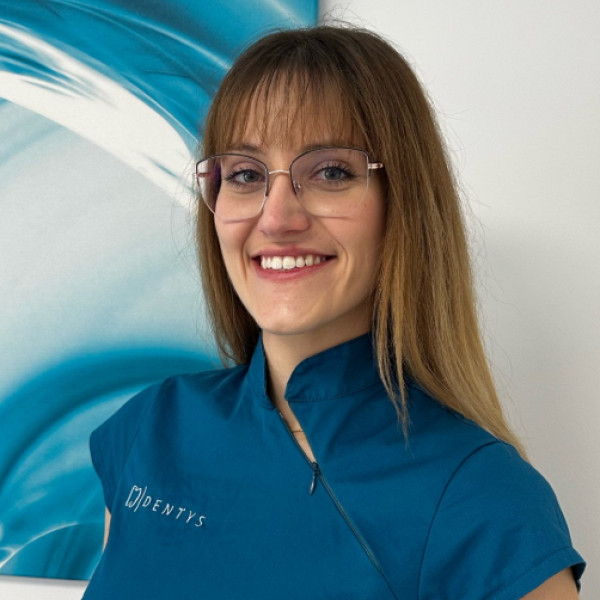 Dr. B&ouml;decs Szonja - Fogorvos