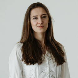 Juh&aacute;sz Anna - Pszichol&oacute;gus