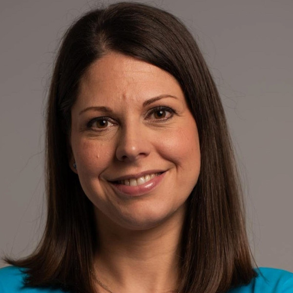 P&aacute;kozdi Adrienn - Pszichol&oacute;gus