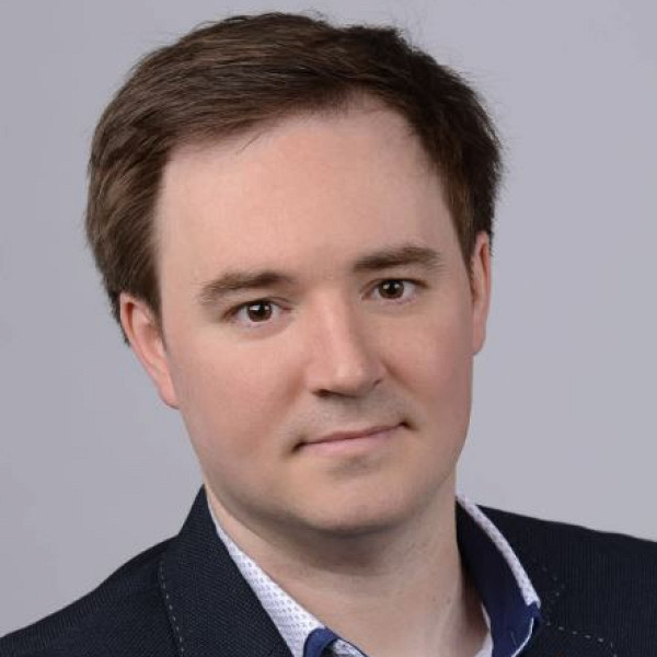 Dr. S&aacute;ndor D&aacute;vid - Nőgy&oacute;gy&aacute;sz