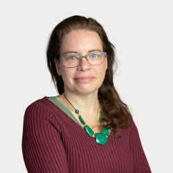 &Aacute;rvay Nauszika - Pszichol&oacute;gus