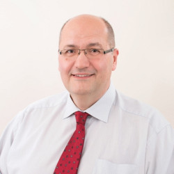 Dr. Dobos Ferenc - Ortop&eacute;dus