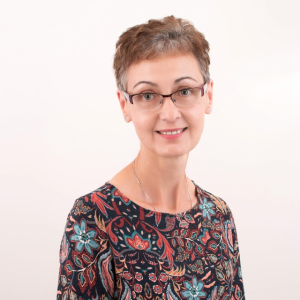 Dr. M&aacute;jer &Eacute;va - Gyermek-gasztroenterol&oacute;gus, Gyermekgy&oacute;gy&aacute;sz