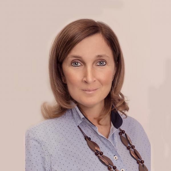 Dr. H&aacute;mori Anik&oacute; - Szem&eacute;sz, Gyermek szem&eacute;sz