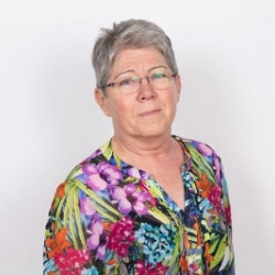 Dr. M&eacute;sz&aacute;ros M&aacute;rta - 