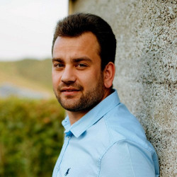 Dr. Mony&oacute;k &Aacute;d&aacute;m - Urol&oacute;gus