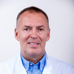 Dr. Pint&eacute;r L&aacute;szl&oacute; - Ortop&eacute;dus