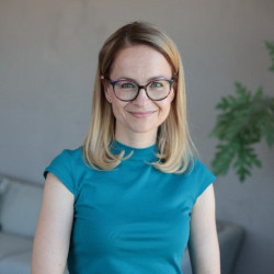 Dr. Ol&aacute;h Orsolya - Urol&oacute;gus