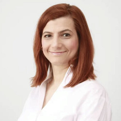 Dr. Tak&aacute;cs Fl&oacute;ra - Urol&oacute;gus