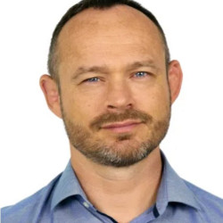 Dr. Banik Andrej - F&uuml;l-orr-g&eacute;g&eacute;sz