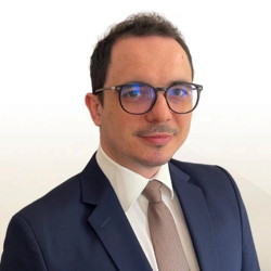 Dr. Ny&eacute;ki Hunor - Gerincgy&oacute;gy&aacute;sz