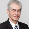 Prof. Dr. L&aacute;szl&oacute; &Aacute;d&aacute;m - Nőgy&oacute;gy&aacute;sz