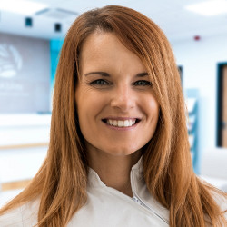Dr. Husz Vikt&oacute;ria - 