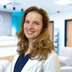Dr. Kiss Zsuzsanna Emese - Reumatol&oacute;gus