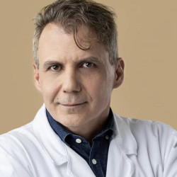 Dr. Molnár Béla Ákos -