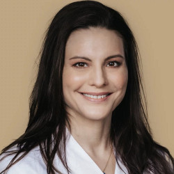 Dr. Tam&aacute;s Judit - Plasztikai seb&eacute;sz